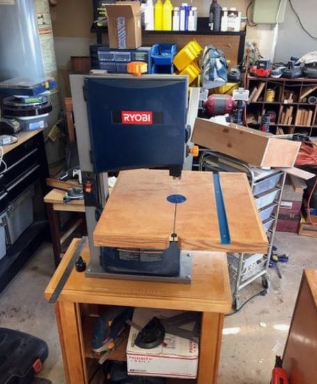 Are you looking for the best table top bandsaw? If yes, then you came to the right place. We have made buyers guide where we listed all the things that you should check before buying a tabletop bandsaw. 