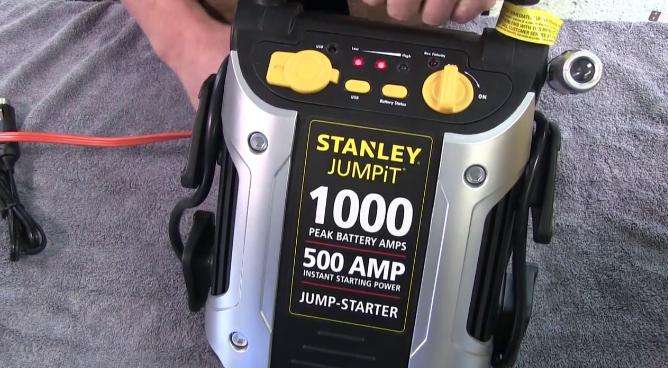 Features of Stanley Jump Starter
